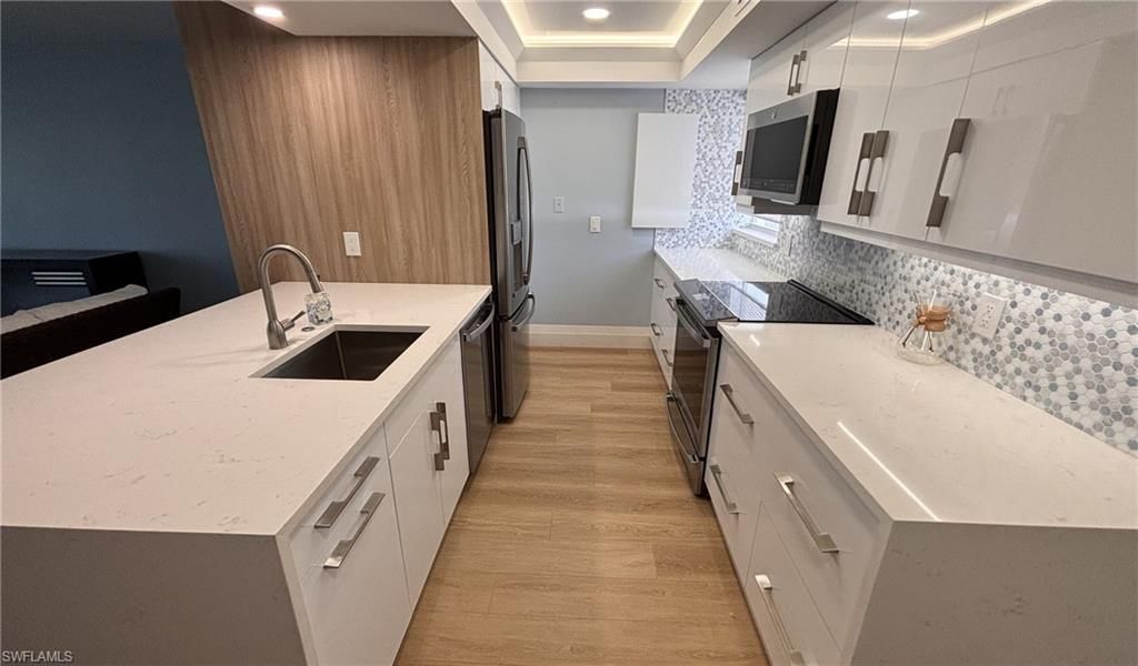 300 Park Shore Dr, Unit 1B, Naples, FL 34103 Photo