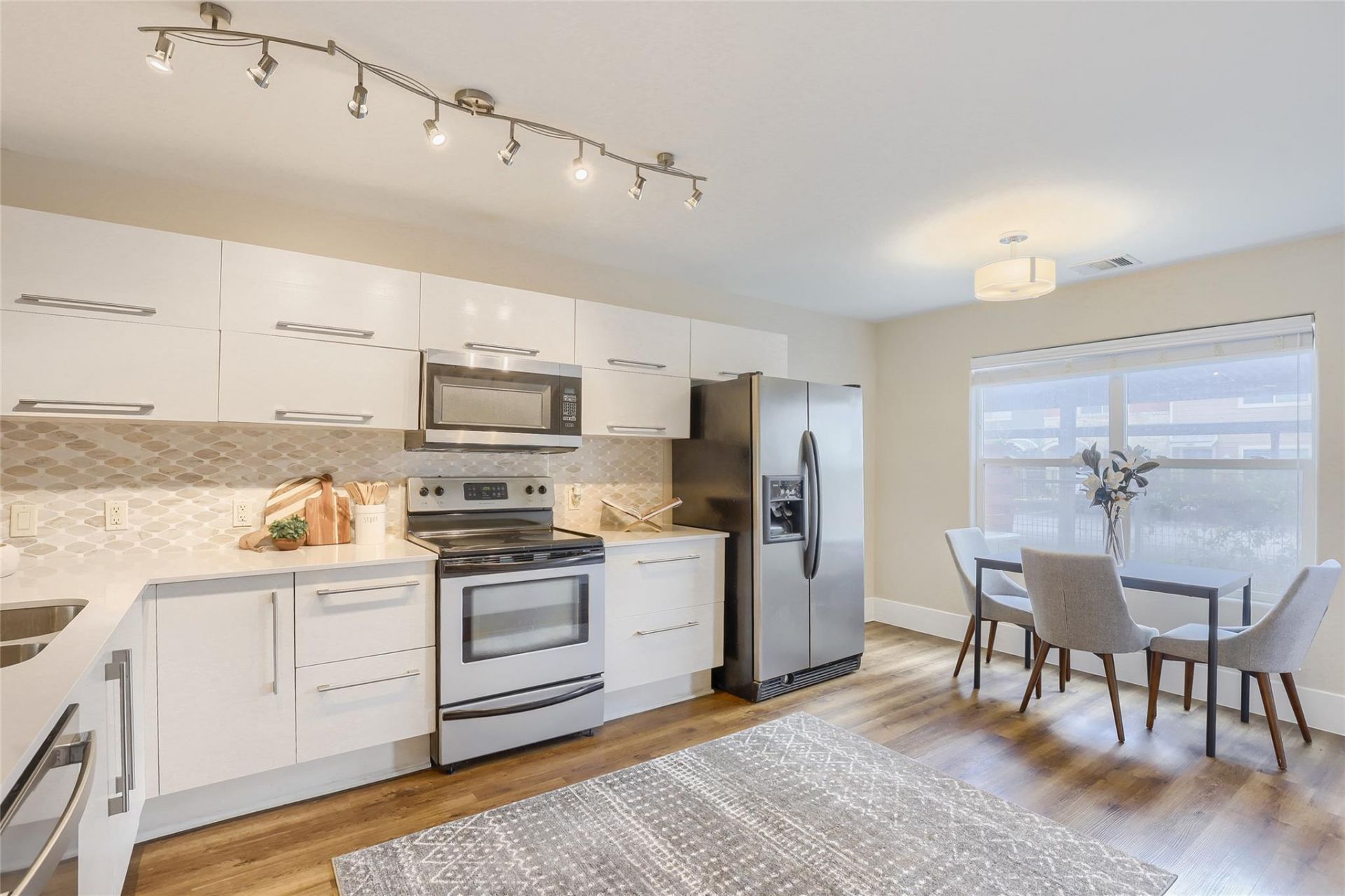 1101 Grove Blvd, Unit 306, Austin, TX 78741 Main Photo