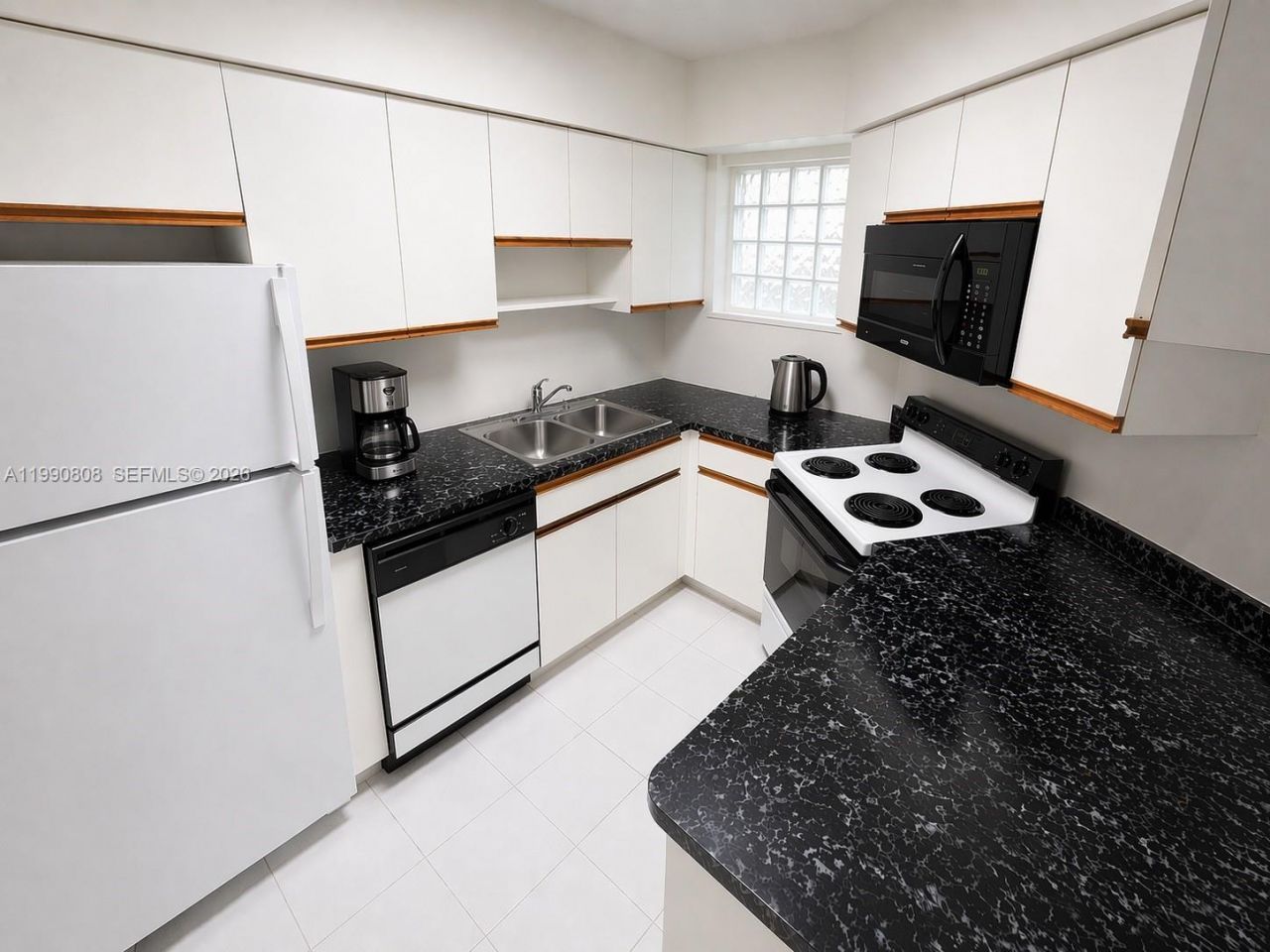 9156 Collins Ave , Unit 107, Surfside, FL 33154 Photo