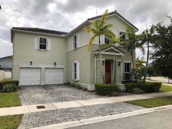 17000 SW 90th Ter, Miami, FL 33196
