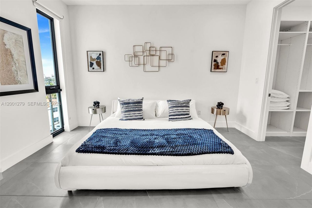 2100 Miami Rd, Unit 403, Fort Lauderdale, FL 33316 Photo