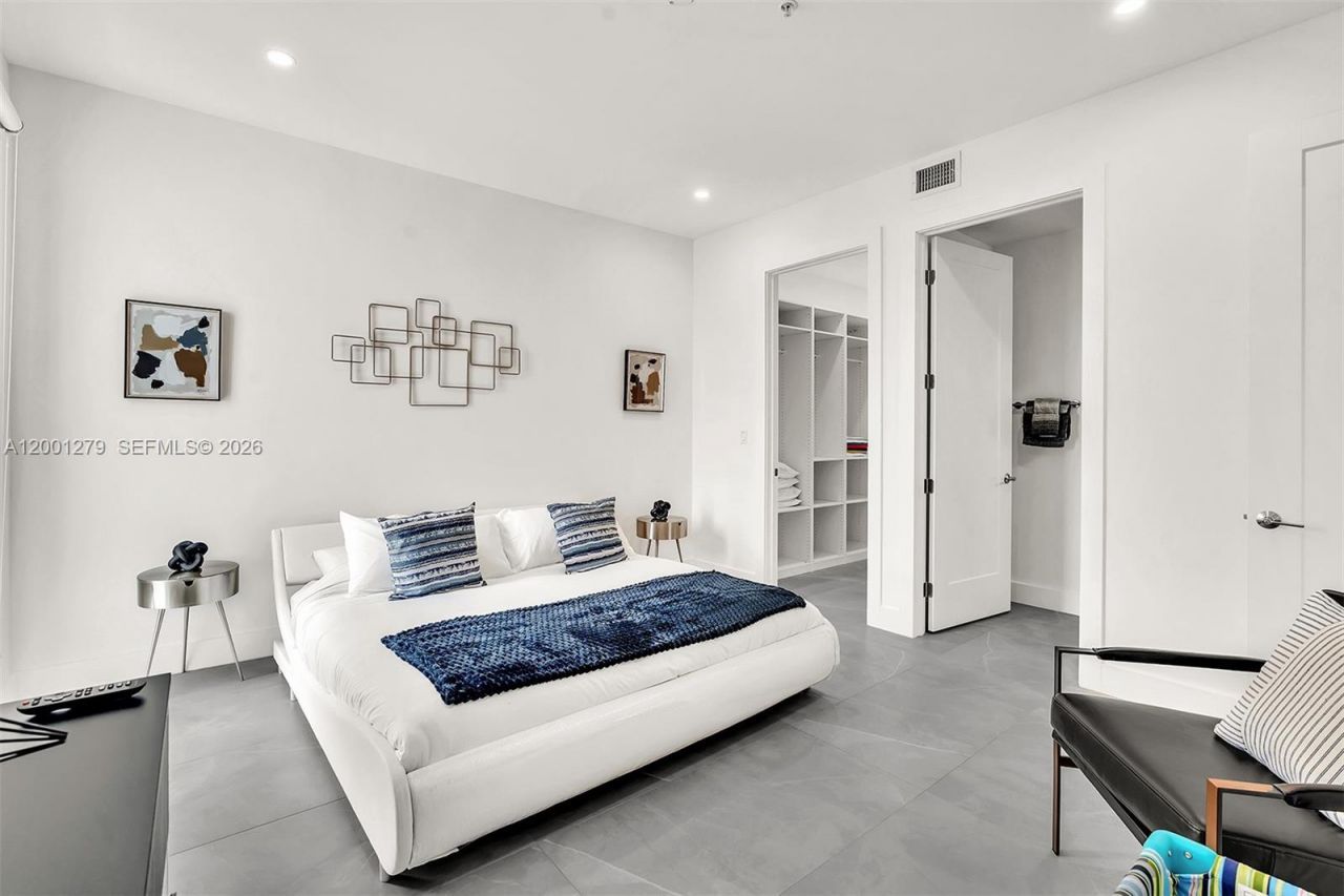 2100 Miami Rd, Unit 403, Fort Lauderdale, FL 33316 Photo