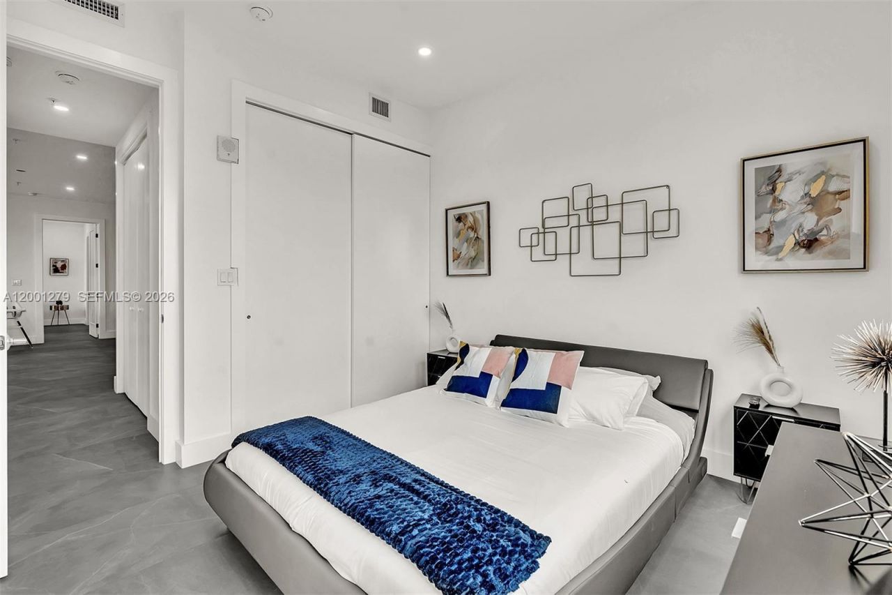 2100 Miami Rd, Unit 403, Fort Lauderdale, FL 33316 Photo