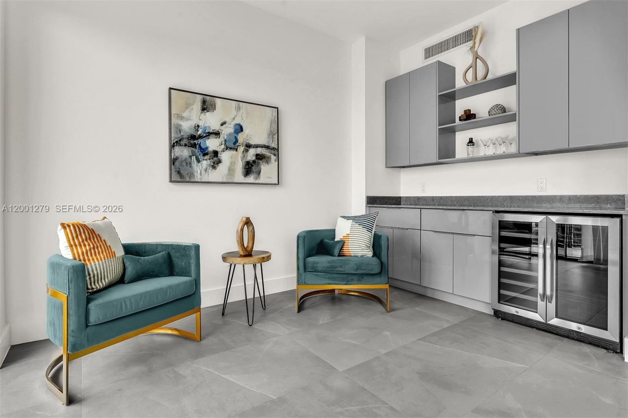 2100 Miami Rd, Unit 403, Fort Lauderdale, FL 33316 Photo