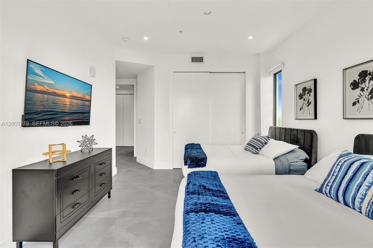 2100 Miami Rd, Unit 403, Fort Lauderdale, FL 33316 Photo