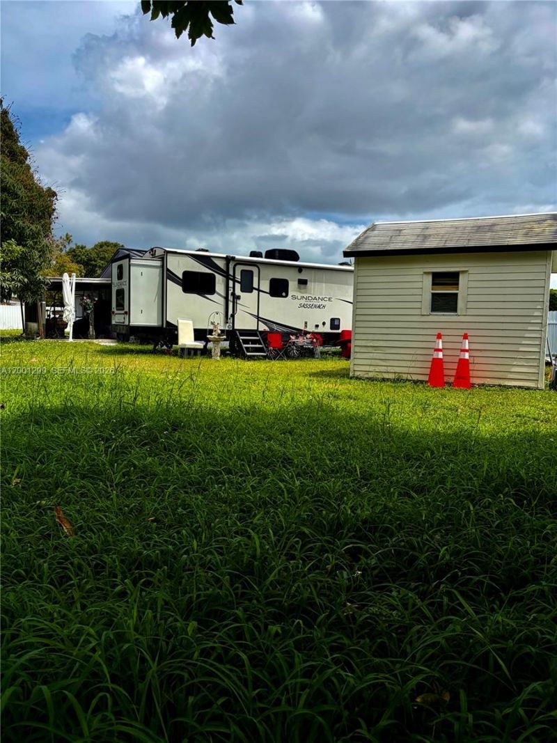 11893 SW 197th St, Miami, FL 33177 Photo