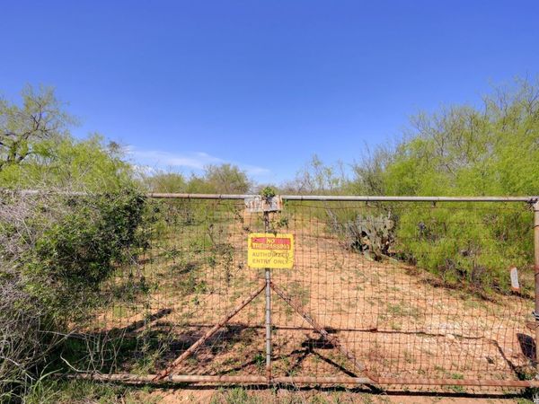 1283 S LOOP 1604 W, San Antonio, TX 78264