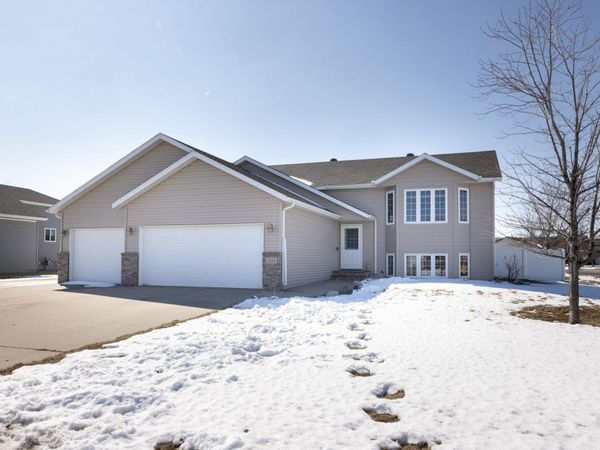 1101 4th Avenue NE, Dilworth, MN 56529