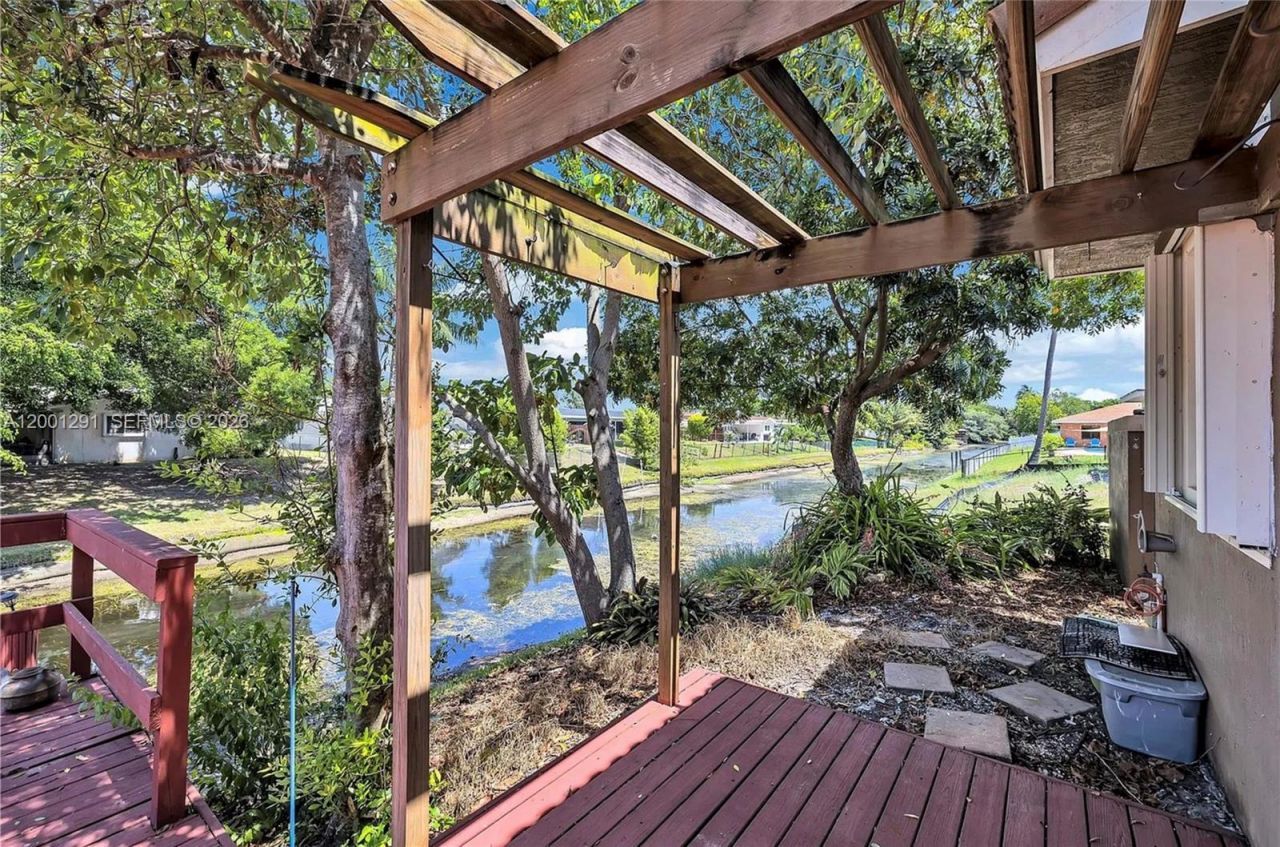 611 NW 42nd Ave, Coconut Creek, FL 33066 Photo