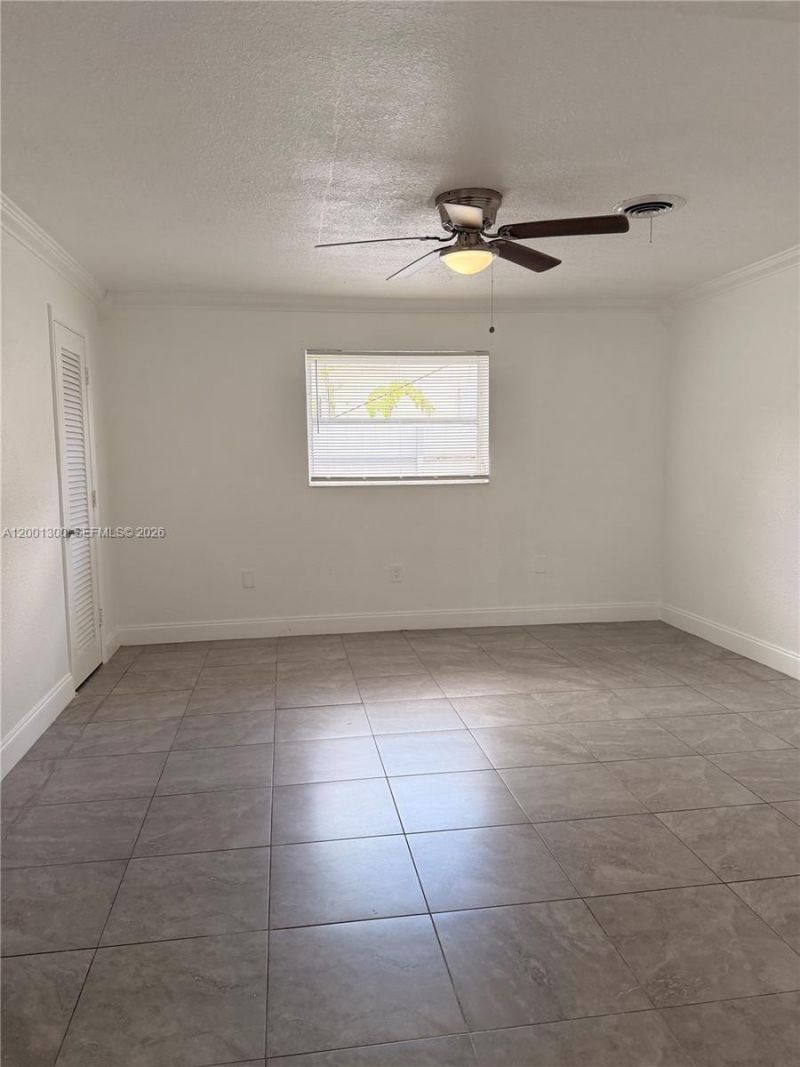 6613 Evergreen Dr, Unit B, Miramar, FL 33023 Photo