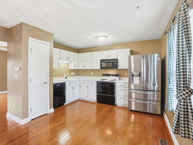 1066 Rousseau Lane, Unit LOT 88, Galloway, OH 43119 Photo 3