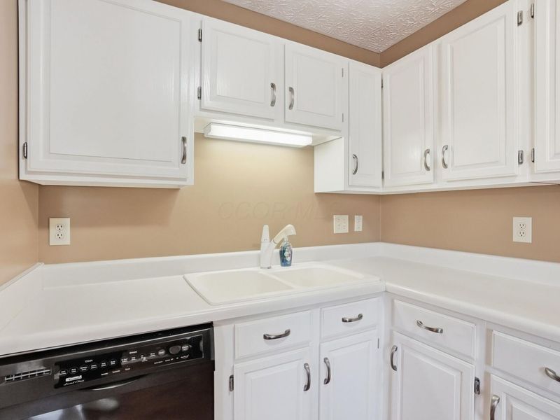 1066 Rousseau Lane, Unit LOT 88, Galloway, OH 43119 Photo 31