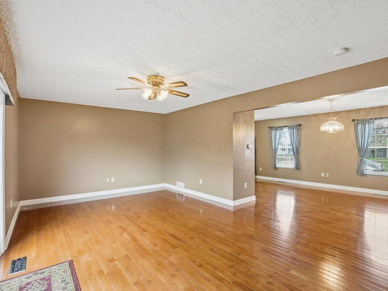 1066 Rousseau Lane, Unit LOT 88, Galloway, OH 43119 Photo 6