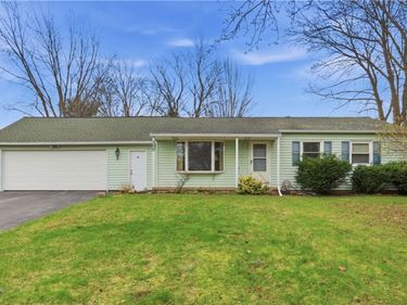 200 Mystic Lane, Rochester, NY 14623