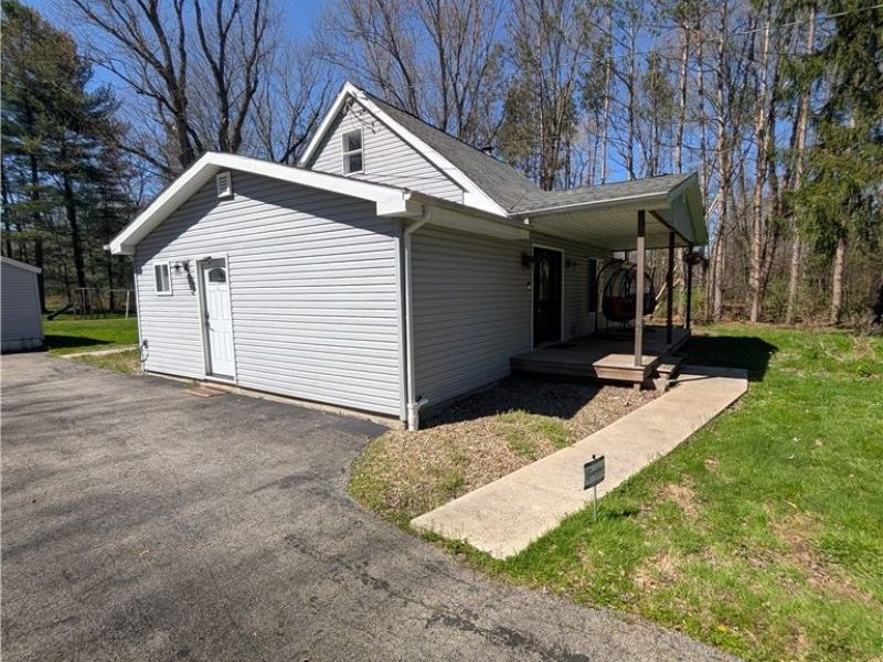 3032 Bell Wick Rd, Hubbard, OH 44425 Photo 3