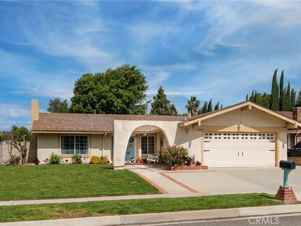 21515 Alaminos, Saugus, CA 91350