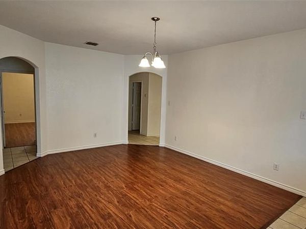 1050 Warbler, Aubrey, TX 76227