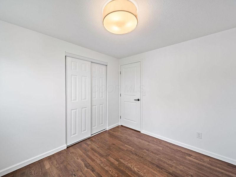 1101 Harwood Drive, Columbus, OH 43228 Photo 27