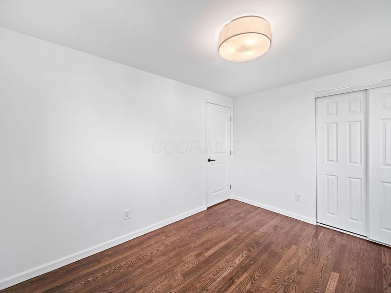 1101 Harwood Drive, Columbus, OH 43228 Photo 30