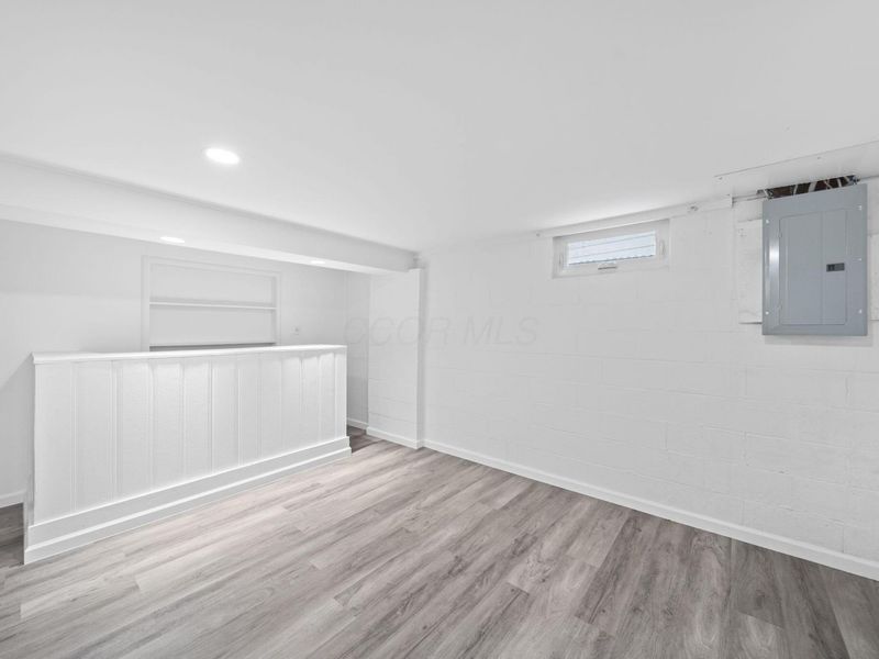 1101 Harwood Drive, Columbus, OH 43228 Photo 37