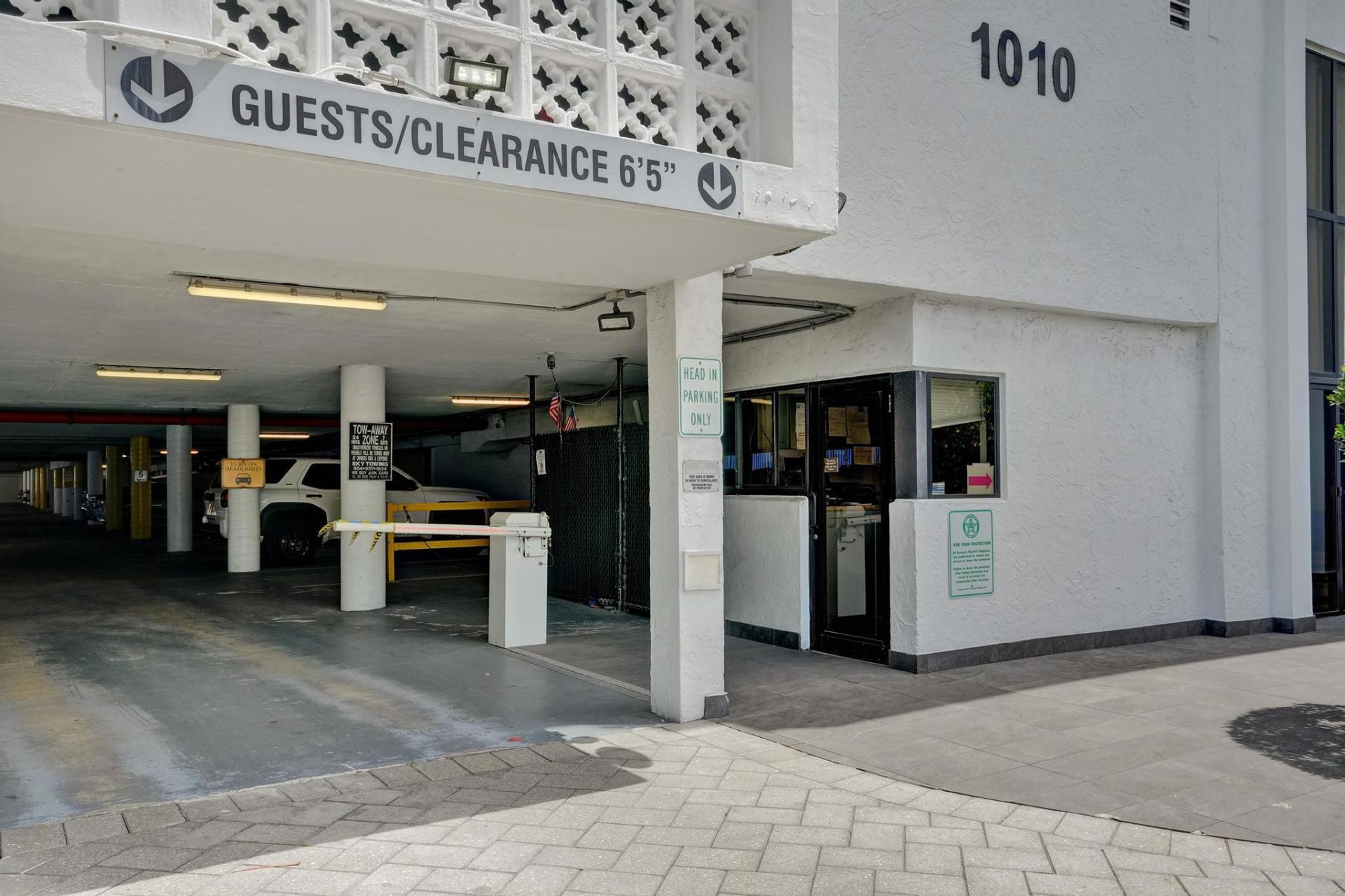 1010 S Ocean Boulevard, Unit 808, Pompano Beach, FL 33062 Photo