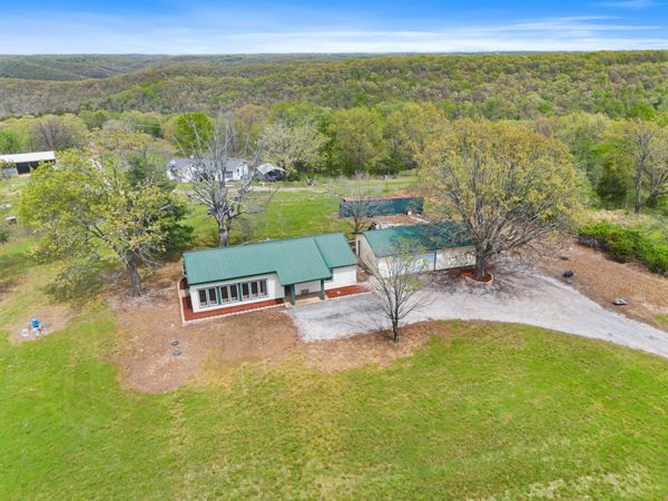 55 Kearney Lane, Reeds Spring, MO 65737