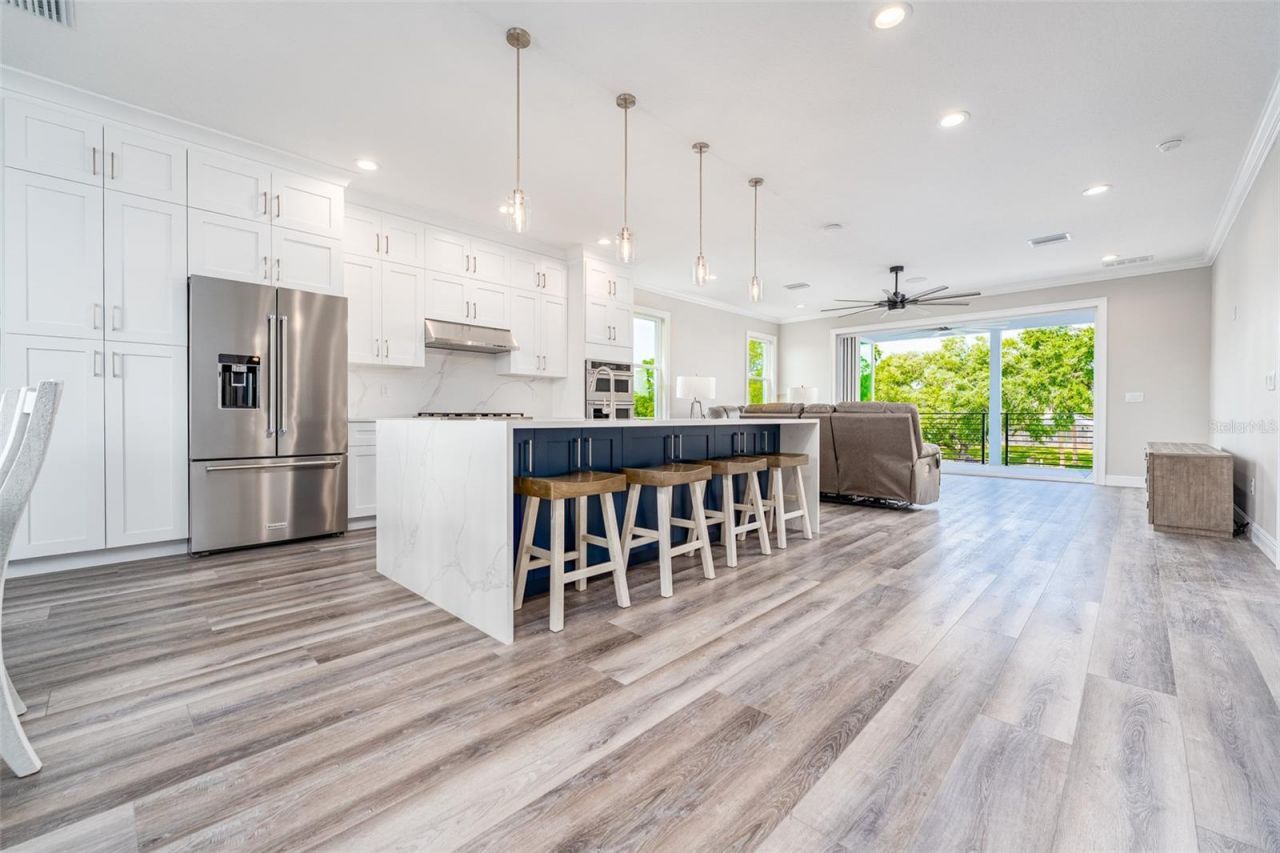 8717 Driftwood Drive, Tampa, FL 33615 Photo