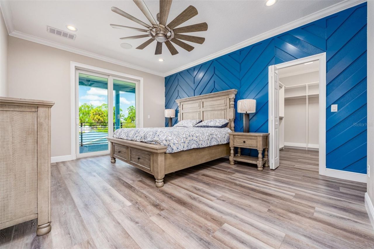 8717 Driftwood Drive, Tampa, FL 33615 Photo