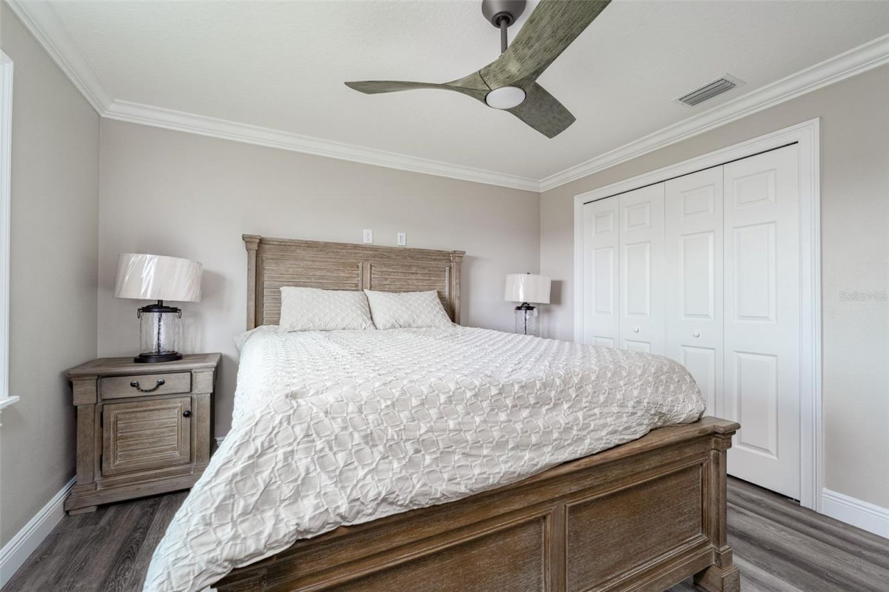 8717 Driftwood Drive, Tampa, FL 33615 Photo