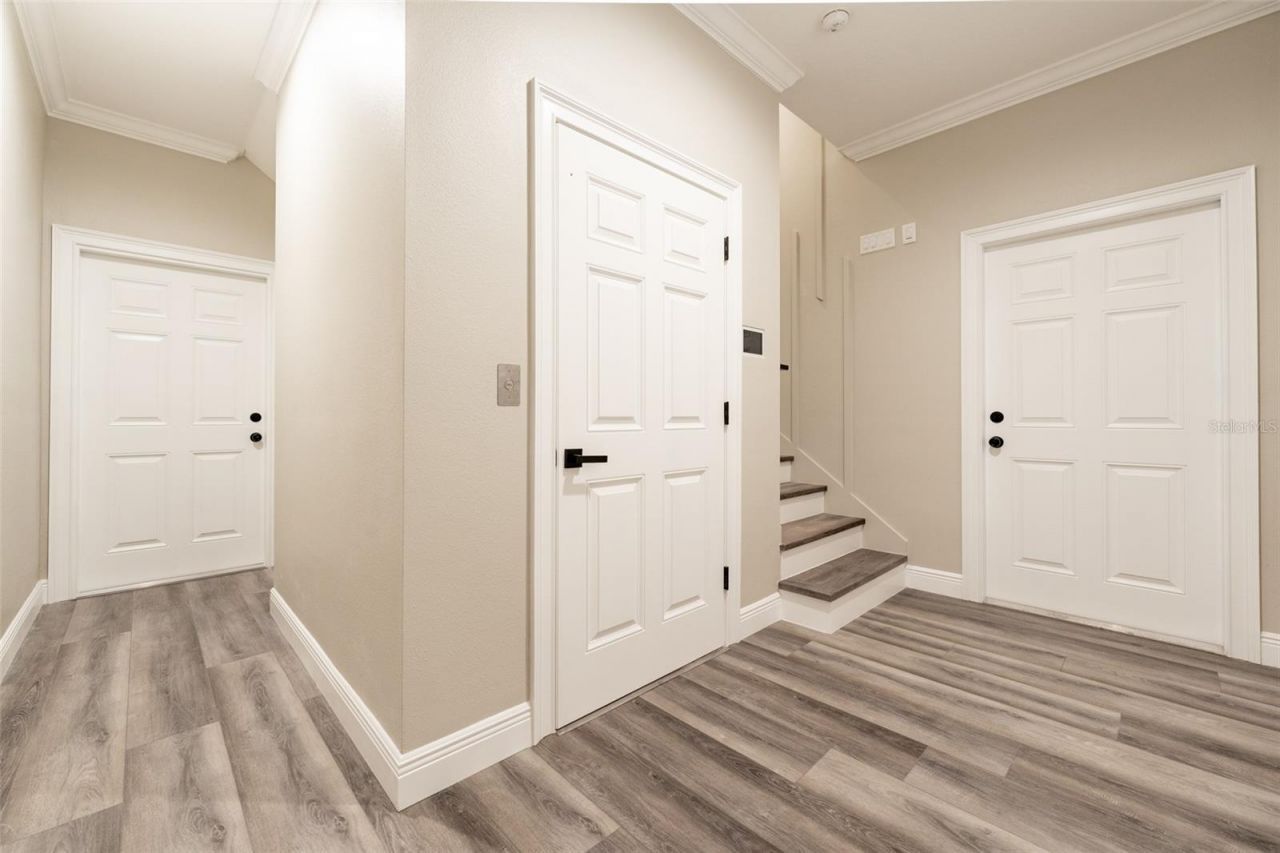 8717 Driftwood Drive, Tampa, FL 33615 Photo