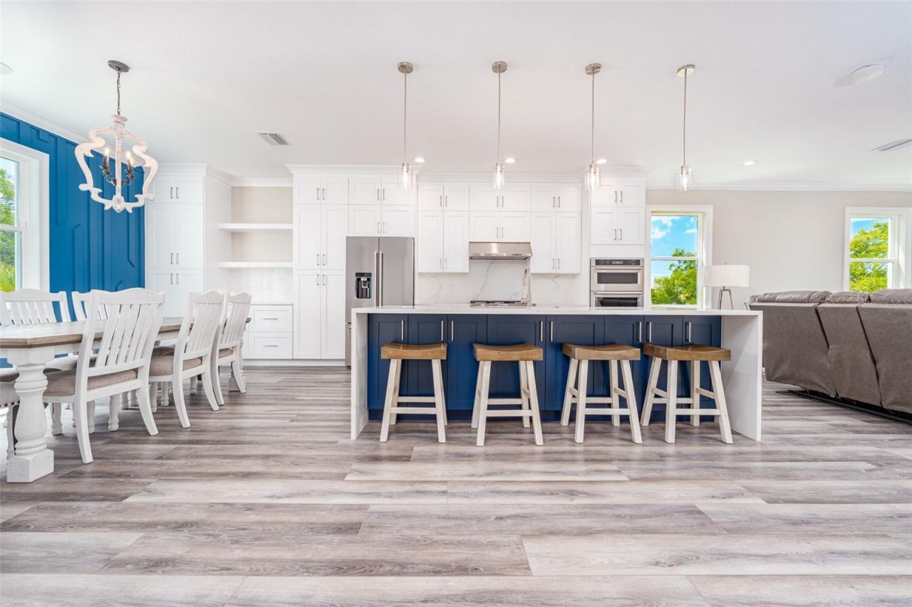 8717 Driftwood Drive, Tampa, FL 33615 Photo