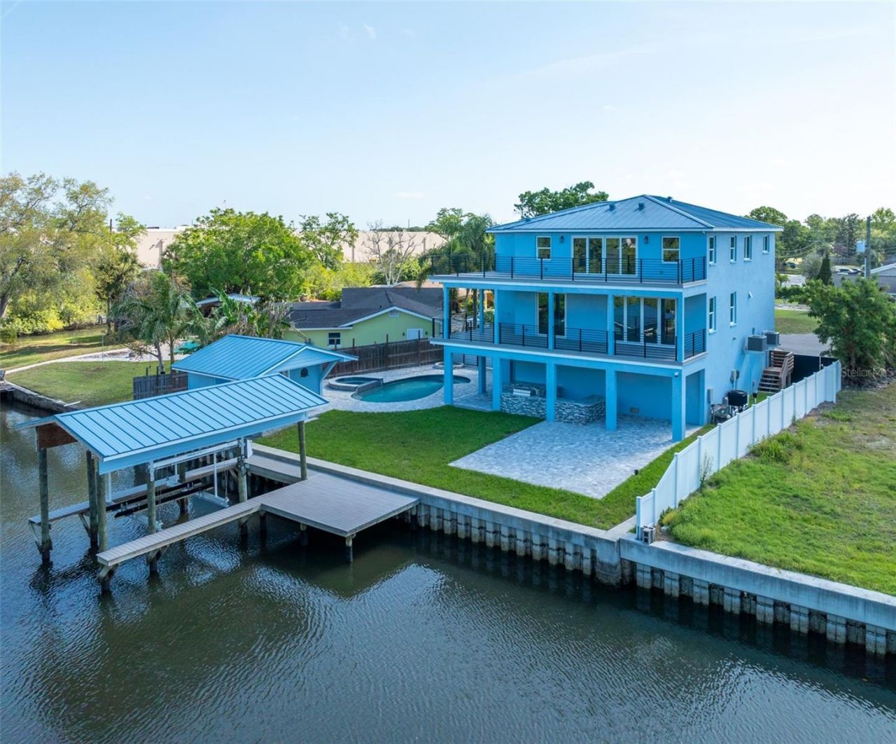 8717 Driftwood Drive, Tampa, FL 33615 Photo