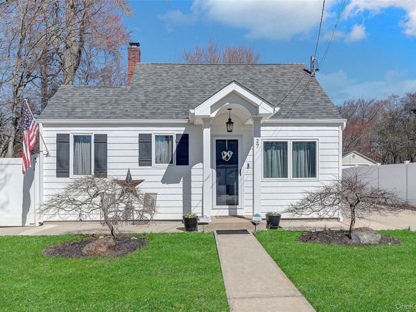 27 Tangier Drive , Sound Beach, NY 11789