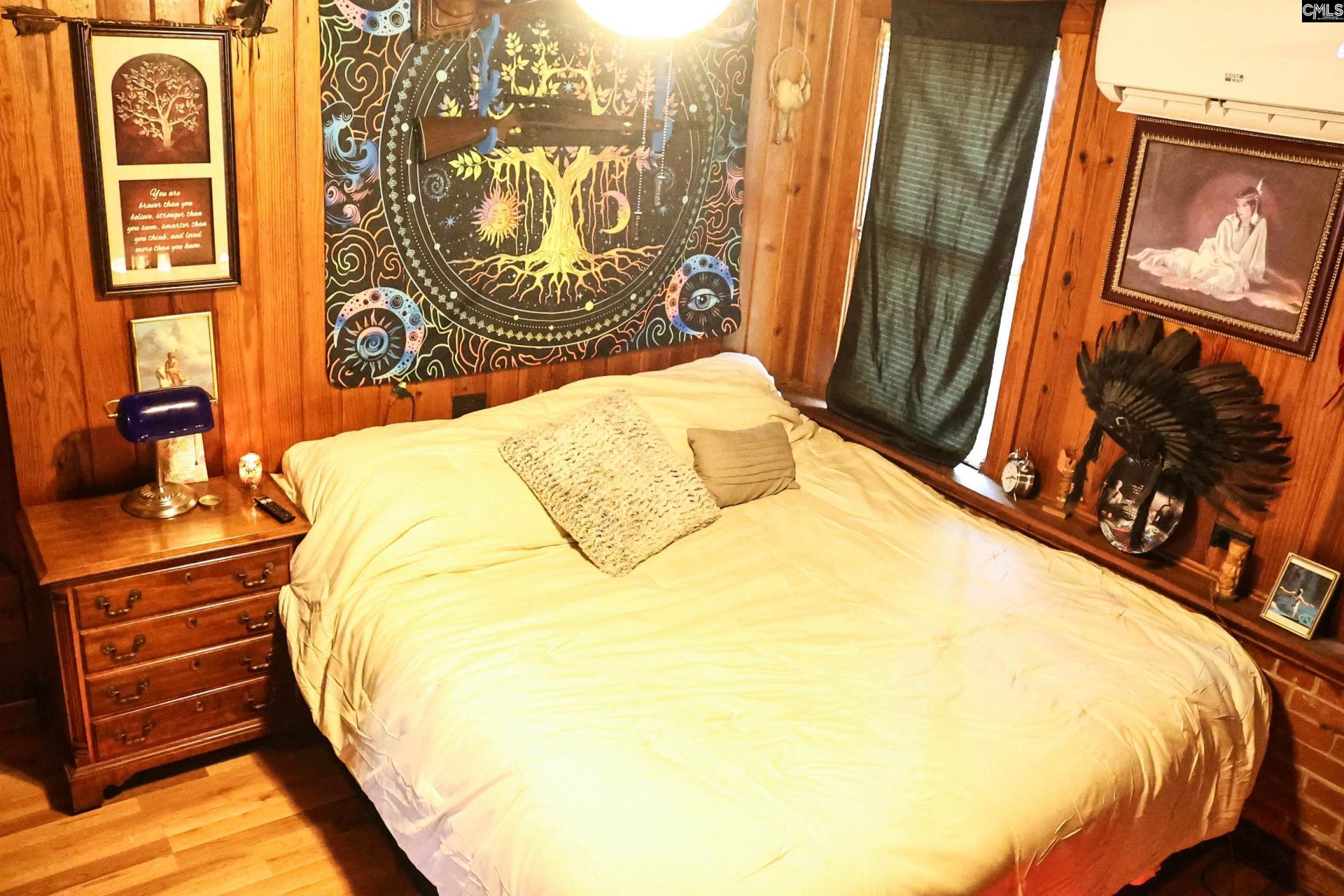 474 Shot's Trl Road Photo 12