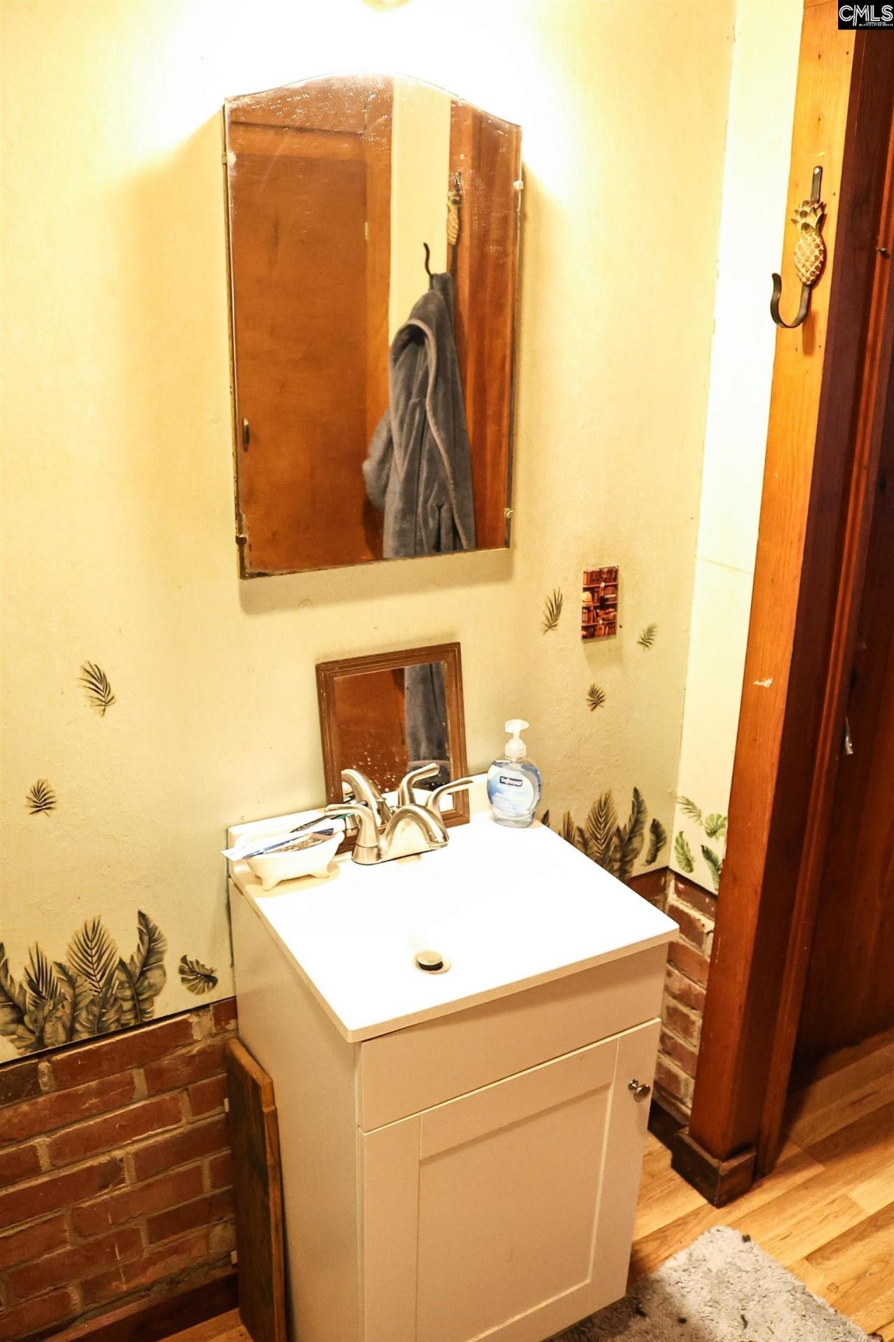 474 Shot's Trl Road  Photo 17