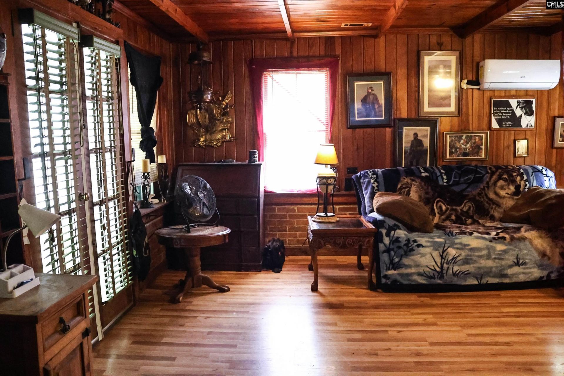 474 Shot's Trl Road Photo 22