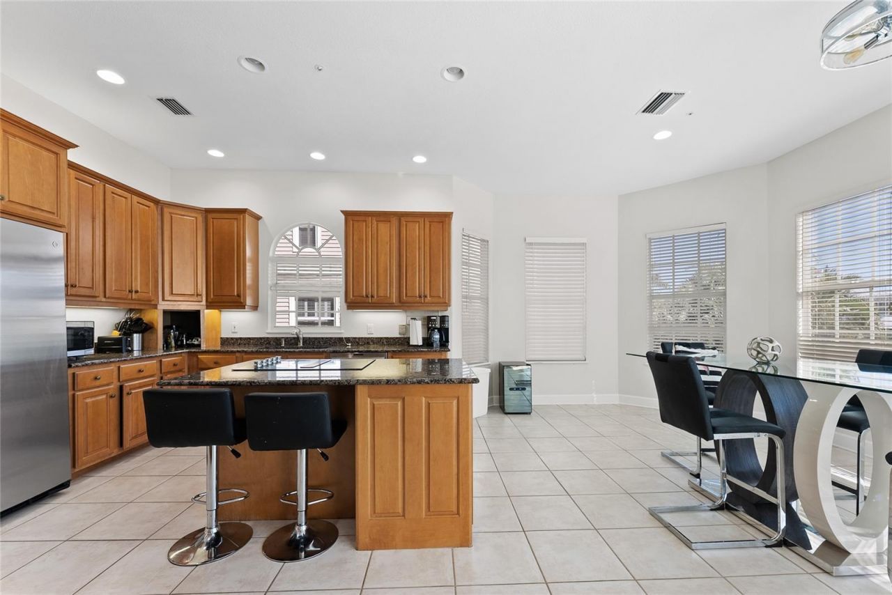 3020 Gulf Of Mexico Drive, Unit 2, Longboat Key, FL 34228 Photo