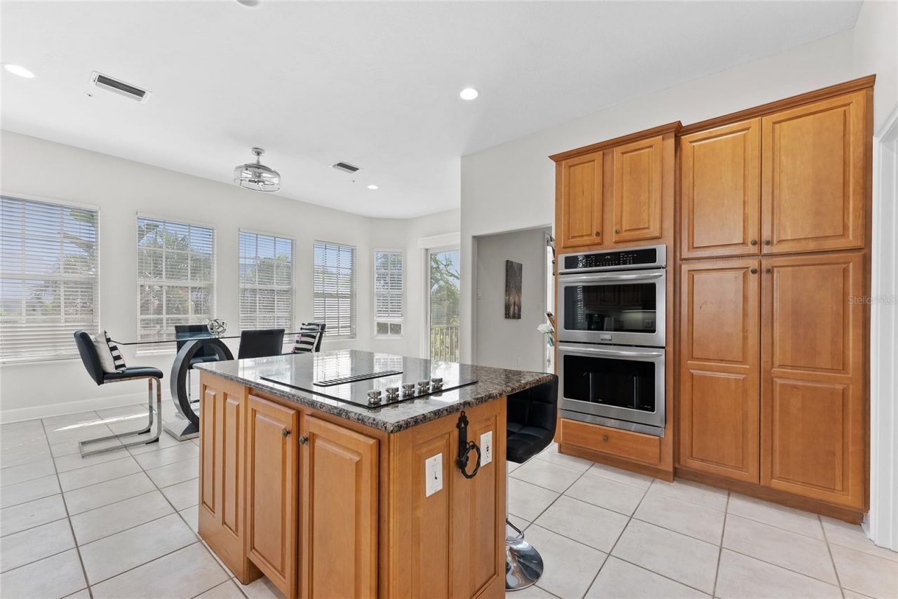 3020 Gulf Of Mexico Drive, Unit 2, Longboat Key, FL 34228 Photo