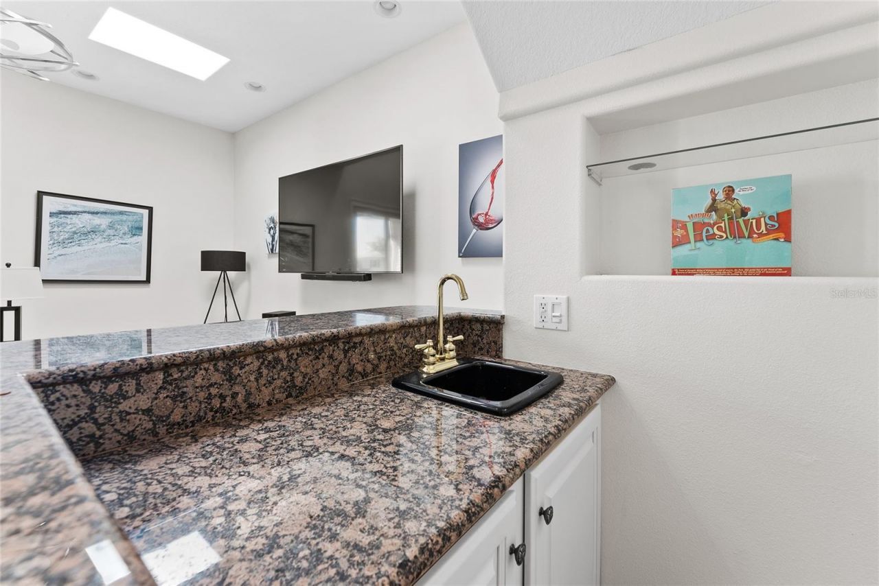 3020 Gulf Of Mexico Drive, Unit 2, Longboat Key, FL 34228 Photo