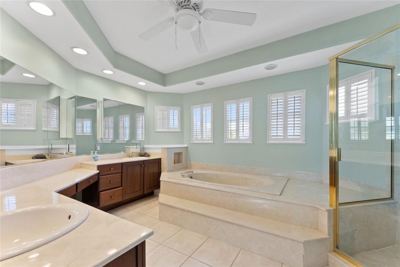 3020 Gulf Of Mexico Drive, Unit 2, Longboat Key, FL 34228 Photo