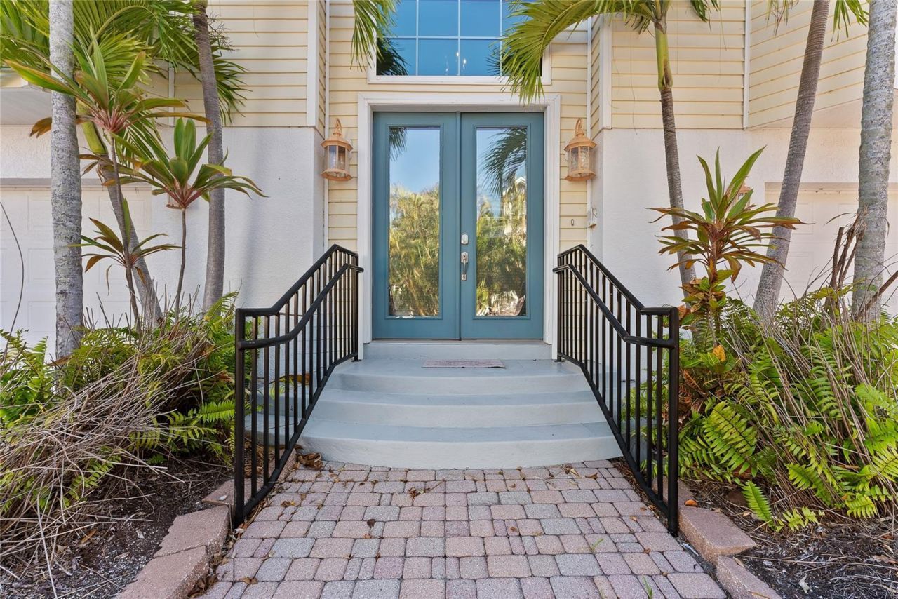 3020 Gulf Of Mexico Drive, Unit 2, Longboat Key, FL 34228 Photo