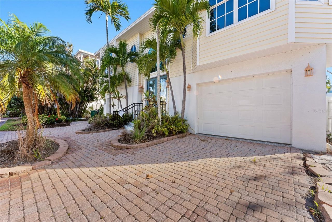 3020 Gulf Of Mexico Drive, Unit 2, Longboat Key, FL 34228 Photo