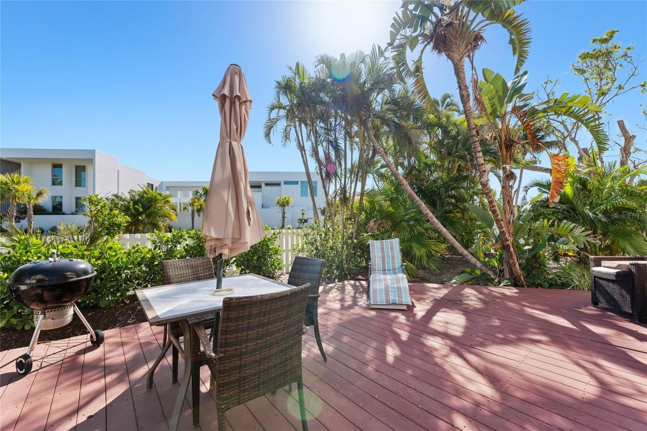 3020 Gulf Of Mexico Drive, Unit 2, Longboat Key, FL 34228 Photo