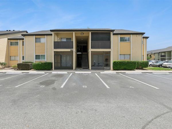 900 LAKE DESTINY ROAD, Unit B, ALTAMONTE SPRINGS, FL 32714