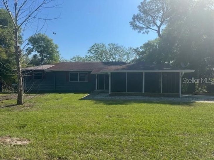 1516 Crestview Drive, Mount Dora, FL 32757