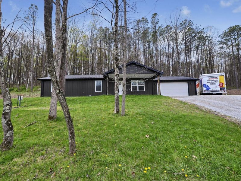 841 Eaton Hollow Road SW, Lancaster, OH 43130 Photo 2