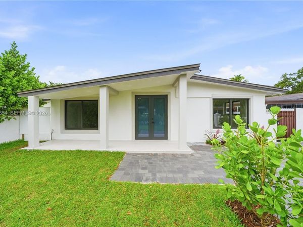 6332 SW 28th St, Miami, FL 33155