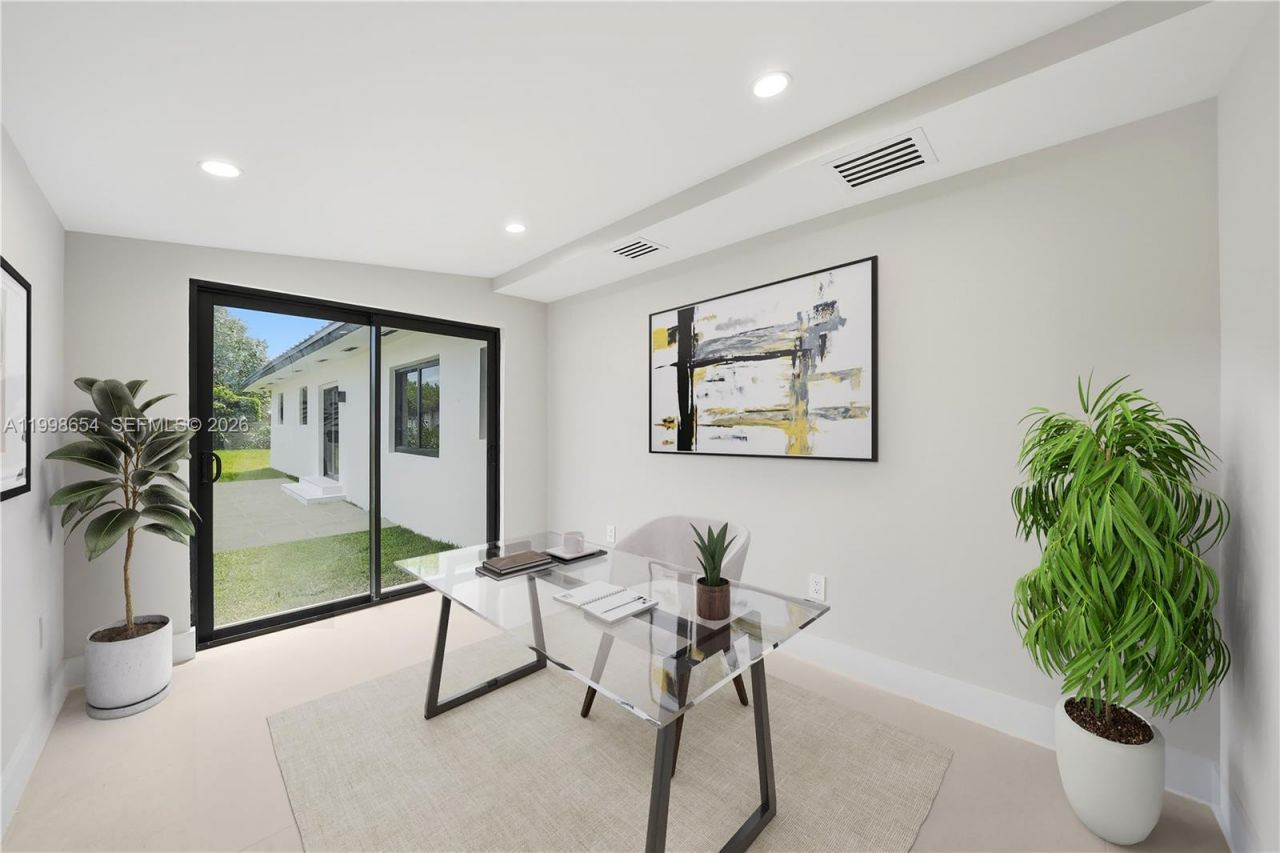 6332 SW 28th St, Miami, FL 33155 Photo