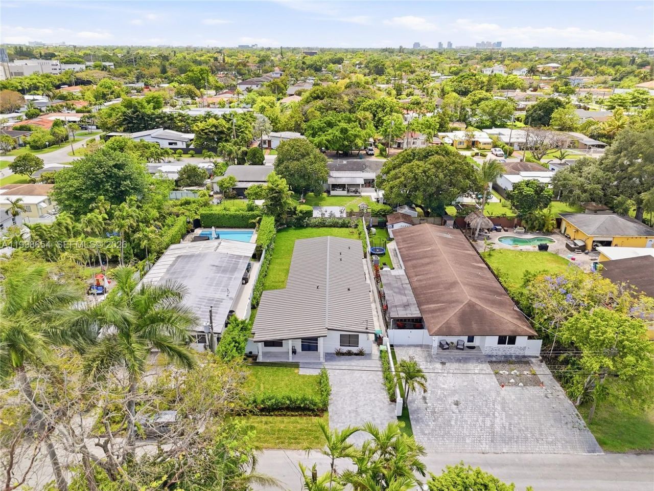 6332 SW 28th St, Miami, FL 33155 Photo