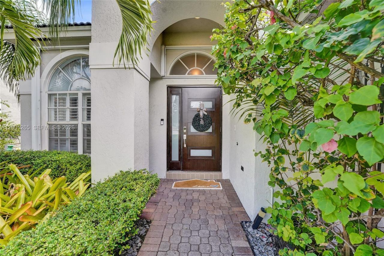 1445 NW 143rd Ave, Pembroke Pines, FL 33028 Photo